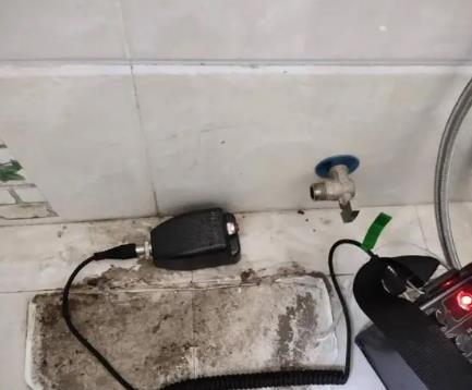 富拉尔基屋顶漏水维修公司分享下卫生间漏水的危害及解决方法