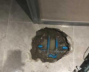 富拉尔基阳台漏水维修公司分享下暖气管道漏水的原因有哪些